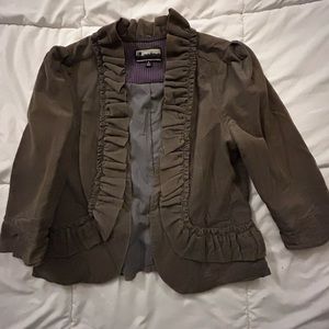 Gray corduroy ruffle jacket